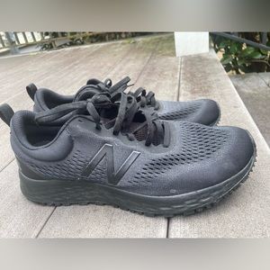 New Balance crew shoes size 11